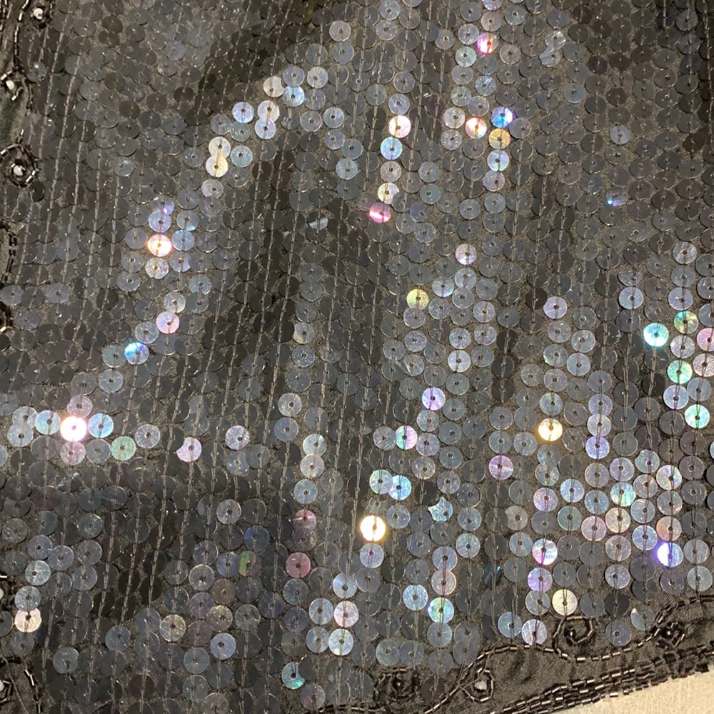 Embellished vest - Picture 4 of 8